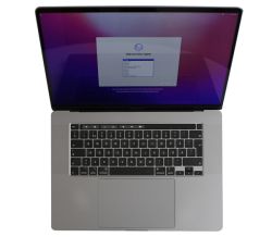 Macbook Pro 16" tähtiharmaa tehdaskunnostettu kannettava tietokone